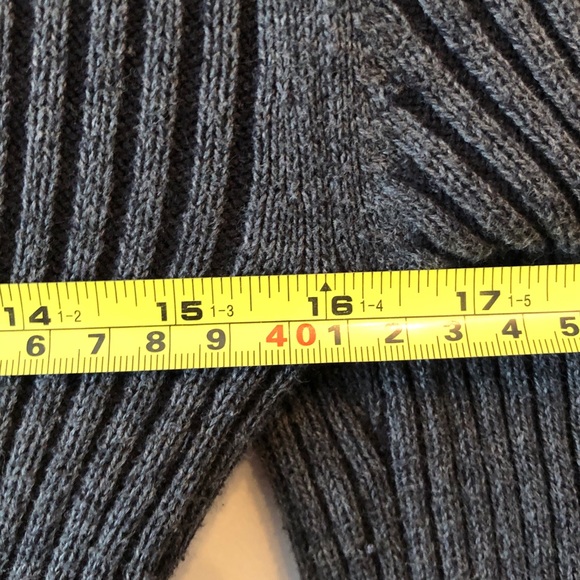 Eddie Bauer Long Cable Knit Zipper Thumbholes XS - Picture 4 of 7